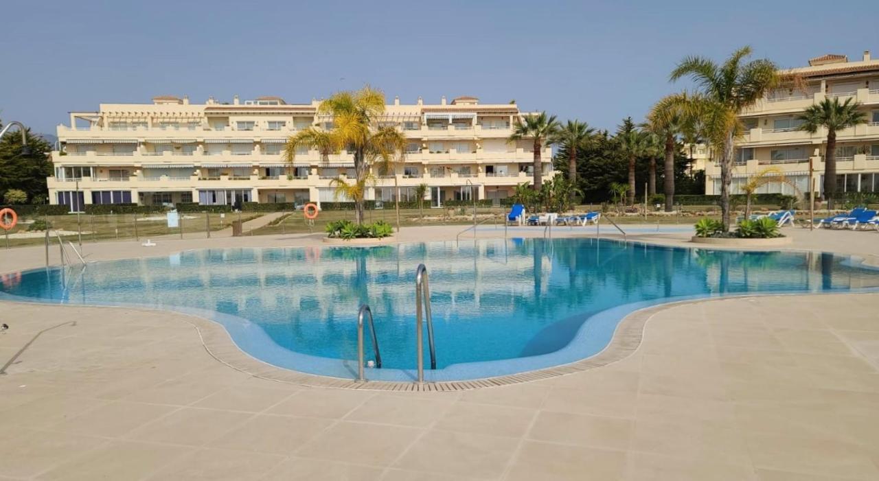 2 Bedroom Apartment Overlooking Mediterranean, 2 Outdoor Pools La Cala De Mijas Luaran gambar